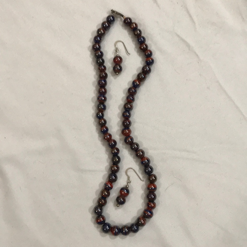 Necklace and earring set